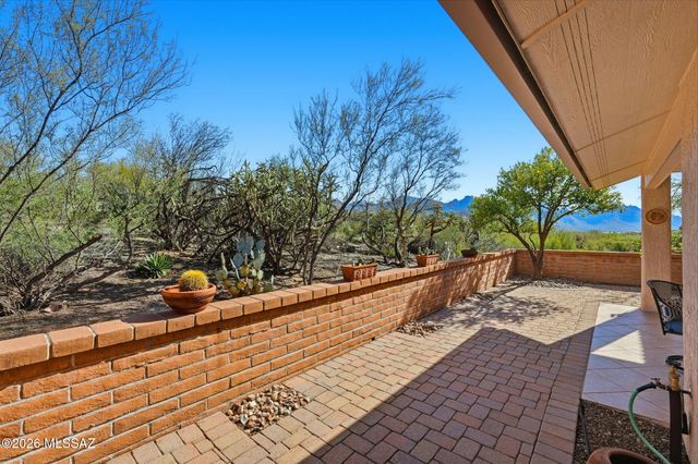 13974 N Green Tree Drive, Oro Valley, AZ 85755