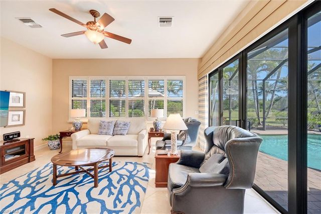 7660 Cottesmore DR, Naples, FL 34113