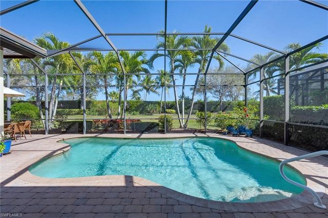 7660 Cottesmore DR, Naples, FL 34113