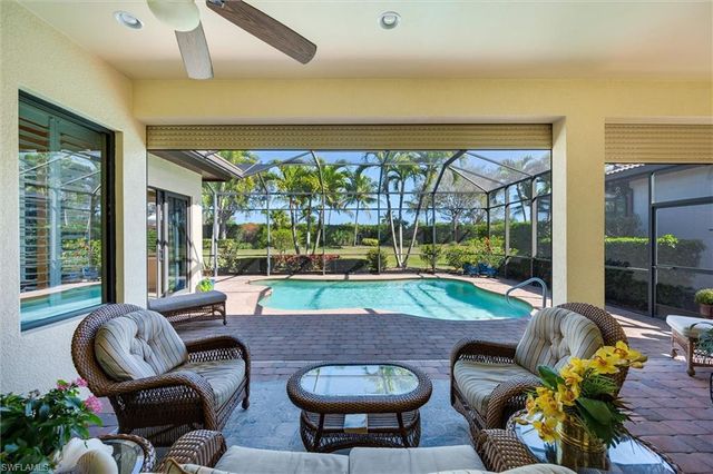 7660 Cottesmore DR, Naples, FL 34113