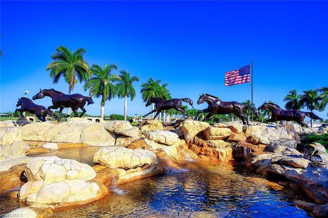 7660 Cottesmore DR, Naples, FL 34113