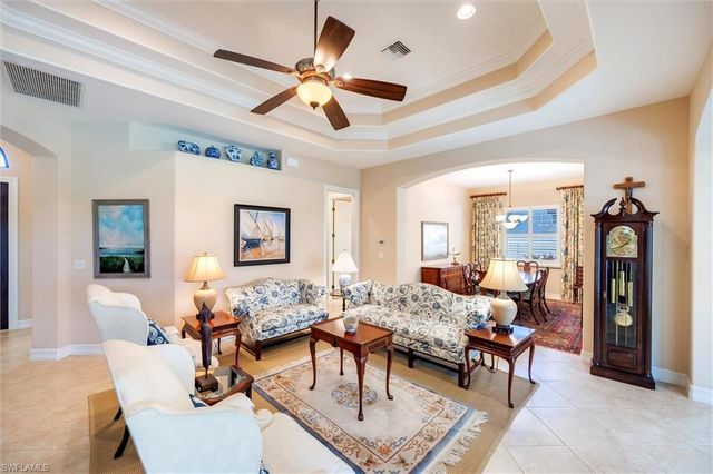 7660 Cottesmore DR, Naples, FL 34113