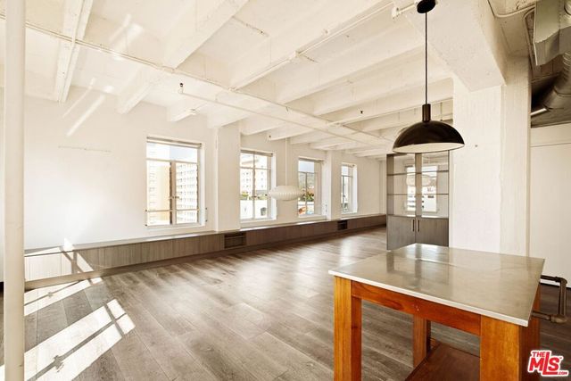 6253 Hollywood Boulevard 702, Los Angeles, CA 90028