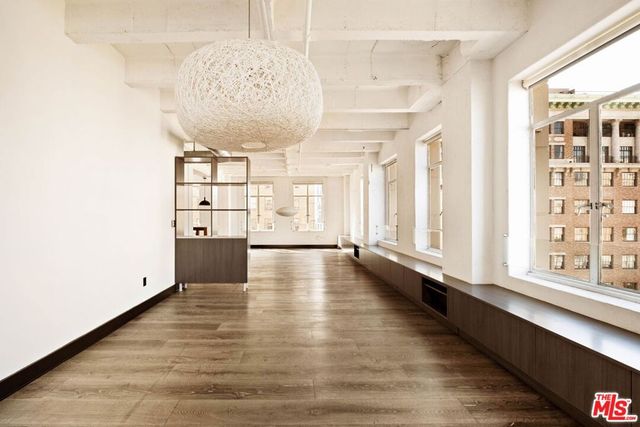 6253 Hollywood Boulevard 702, Los Angeles, CA 90028