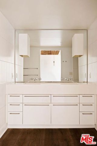 6253 Hollywood Boulevard 702, Los Angeles, CA 90028