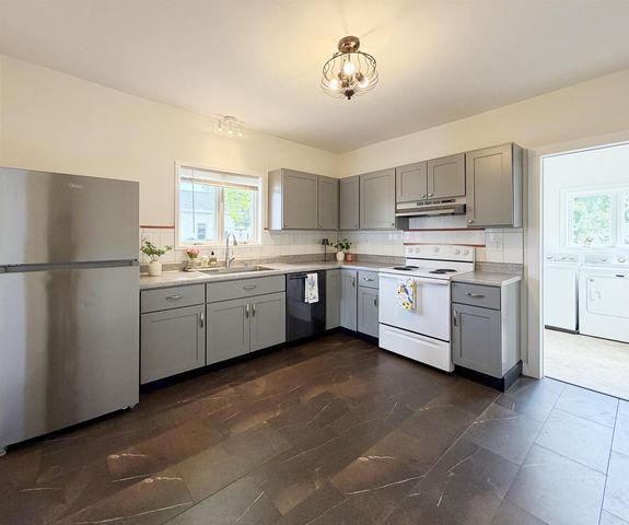 366 GROVE STREET, Fond Du Lac, WI 54935