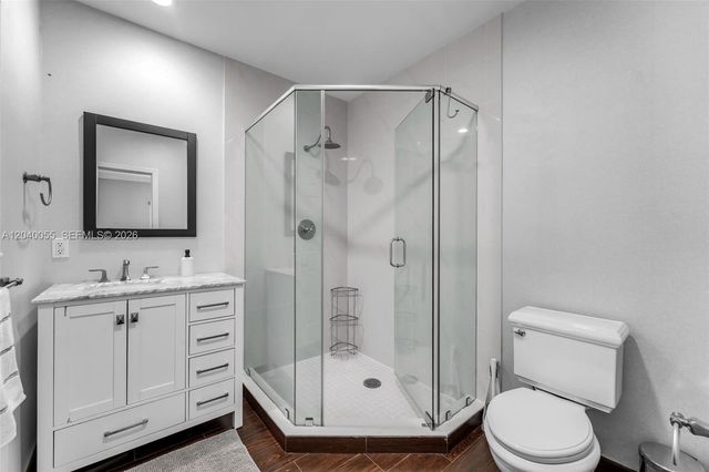 8 Pinta Road, Miami, FL 33133