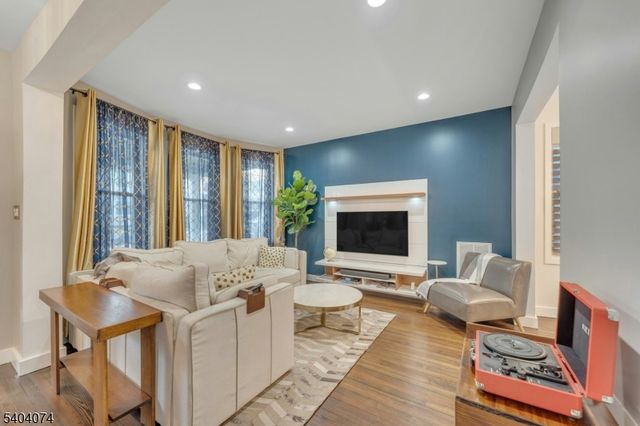 1044 18Th Ave, Newark City, NJ 07106