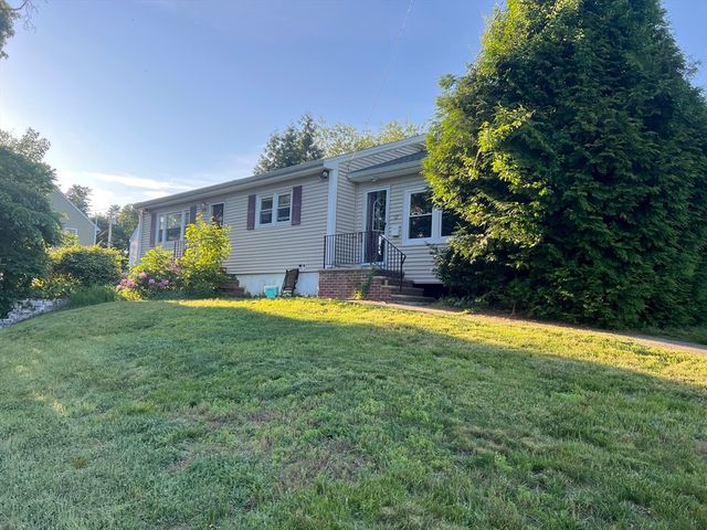 67 Charles St, Dracut, MA 01826