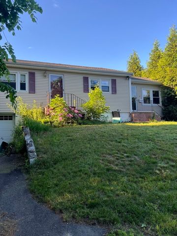 67 Charles St, Dracut, MA 01826