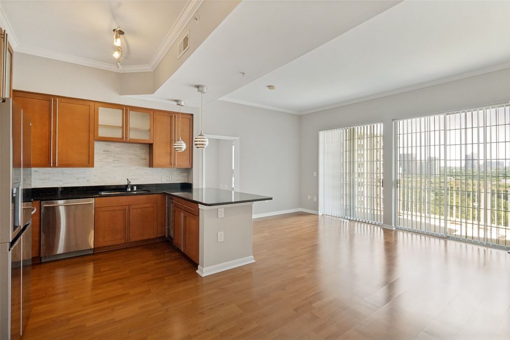 3225 Turtle Creek Boulevard 1211, Dallas, TX 75219