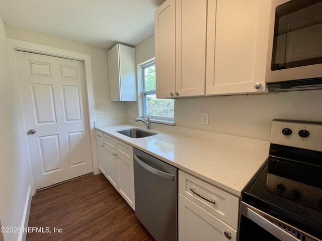 10867 BAHIA Drive, Jacksonville, FL 32246