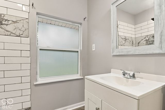 2125 W Coil Street, Indianapolis, IN 46260