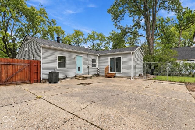 2125 W Coil Street, Indianapolis, IN 46260