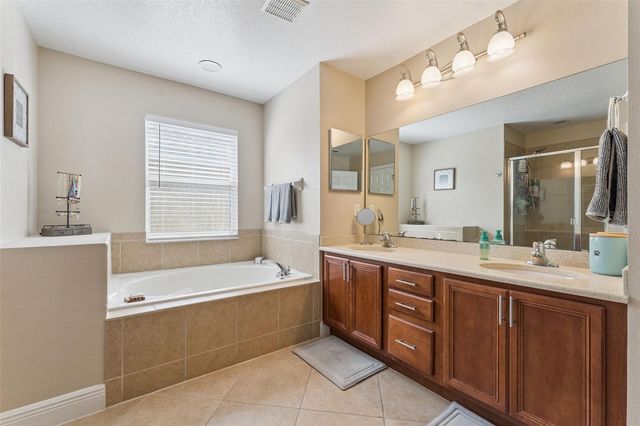 629 LEGACY PARK DRIVE, Casselberry, FL 32707