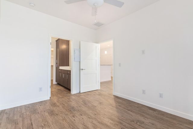 2063 E Lemon Street 1004, Tempe, AZ 85281