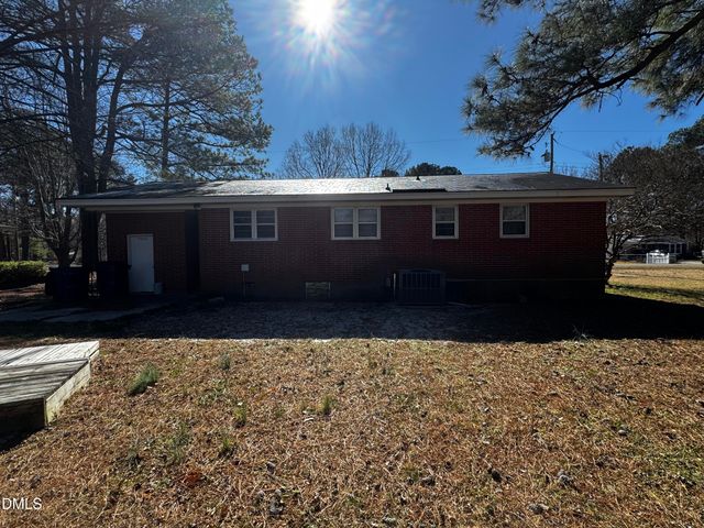 102 Hartley Drive, Smithfield, NC 27577