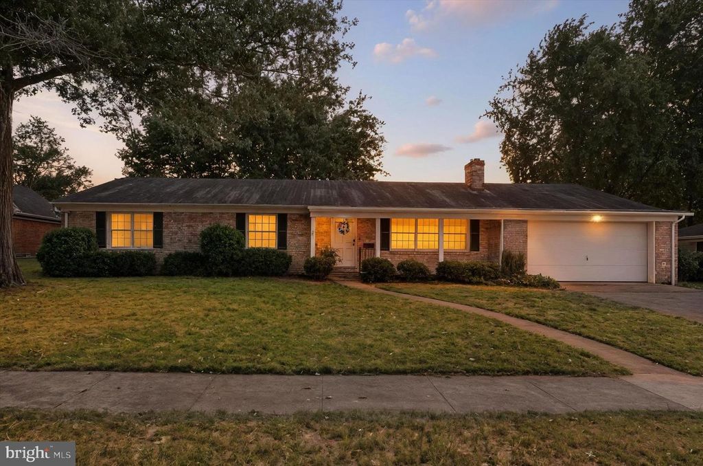 974 FAIRVIEW AVE, Gettysburg, PA 17325