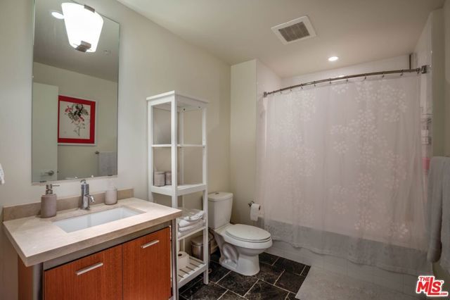 1155 S Grand Avenue 707, Los Angeles, CA 90015