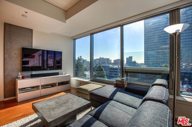 1155 S Grand Avenue 707, Los Angeles, CA 90015