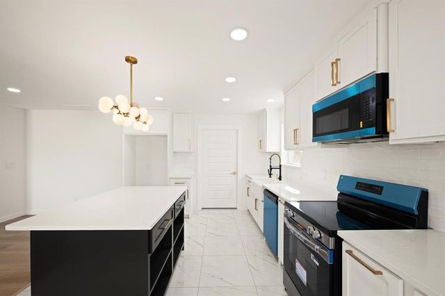 5837 NW 88th Street, Oklahoma City, OK 73132