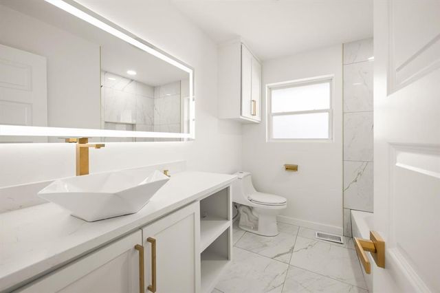 5837 NW 88th Street, Oklahoma City, OK 73132