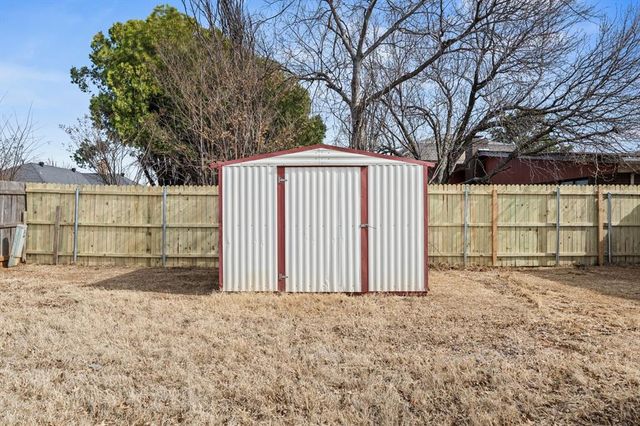 5837 NW 88th Street, Oklahoma City, OK 73132