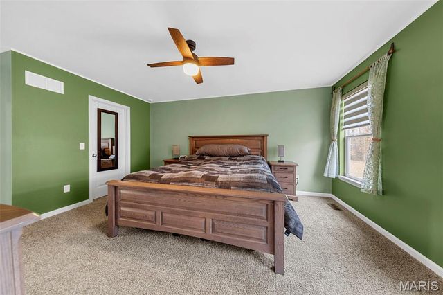 70 Whiteside Estates Drive, Silex, MO 63377