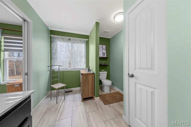 70 Whiteside Estates Drive, Silex, MO 63377