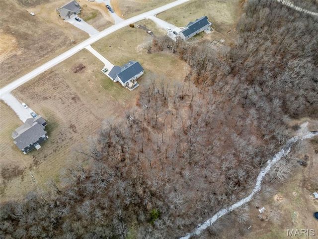 70 Whiteside Estates Drive, Silex, MO 63377