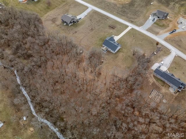 70 Whiteside Estates Drive, Silex, MO 63377