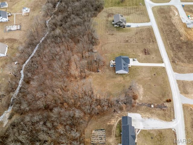 70 Whiteside Estates Drive, Silex, MO 63377