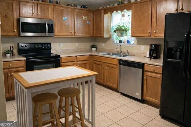 569 Bobcat Trail, Nicholls, GA 31554