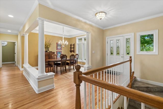 25022 W Palmer Court, Antioch, IL 60002