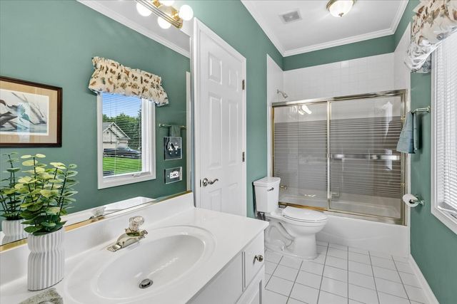 25022 W Palmer Court, Antioch, IL 60002