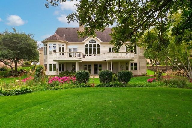 25022 W Palmer Court, Antioch, IL 60002