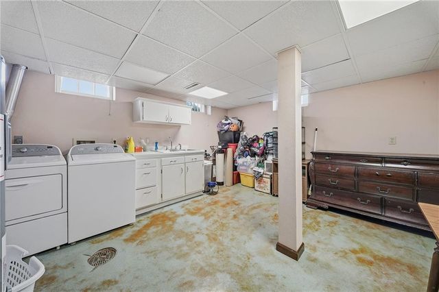 127 W Lincoln Avenue, Fall Creek, WI 54742