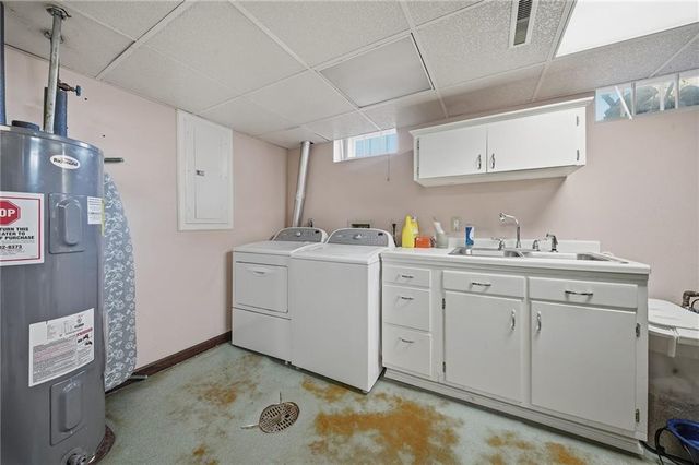 127 W Lincoln Avenue, Fall Creek, WI 54742