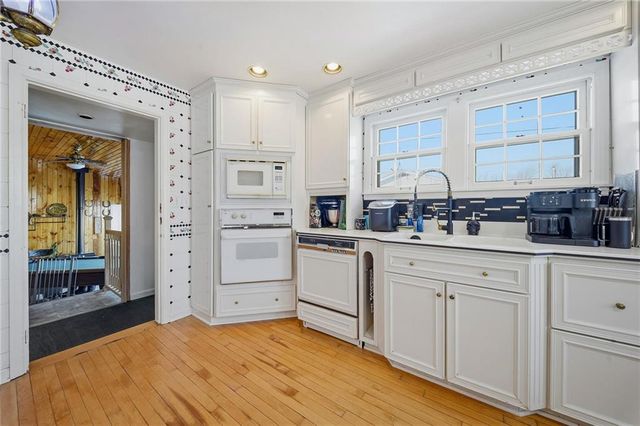 127 W Lincoln Avenue, Fall Creek, WI 54742