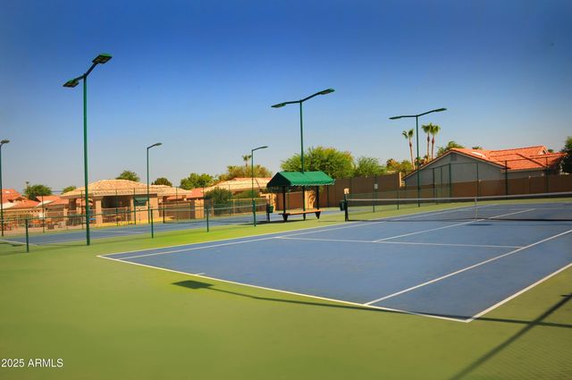 10544 E COOPERS HAWK Drive, Sun Lakes, AZ 85248