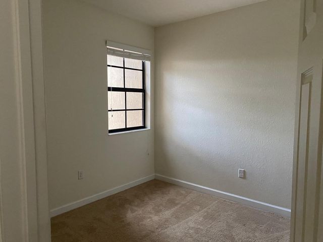 9365 W 33rd Avenue, Hialeah, FL 33018