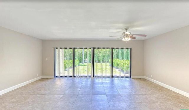 660 COVENTRY Street 3, Boca Raton, FL 33487