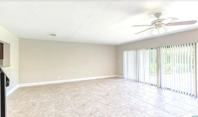 660 COVENTRY Street 3, Boca Raton, FL 33487