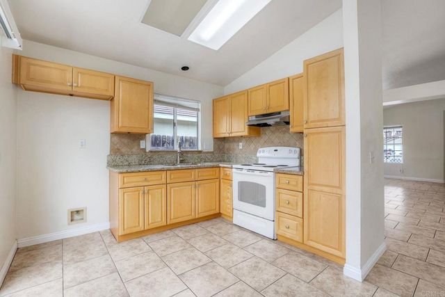 31109 Shicali Ct, Temecula, CA 92592