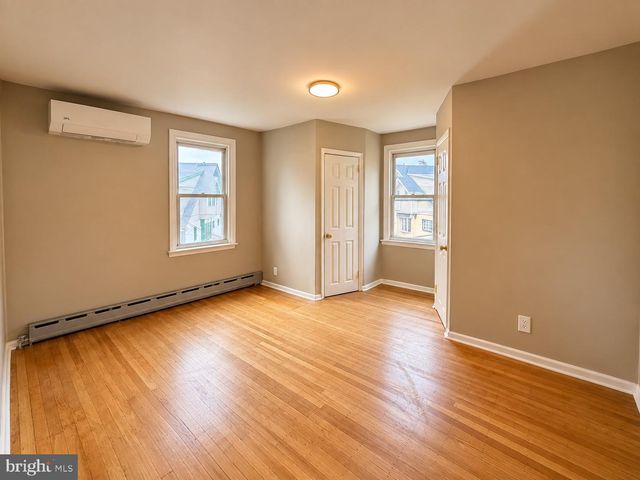 523 GENEVA AVE, Philadelphia, PA 19120