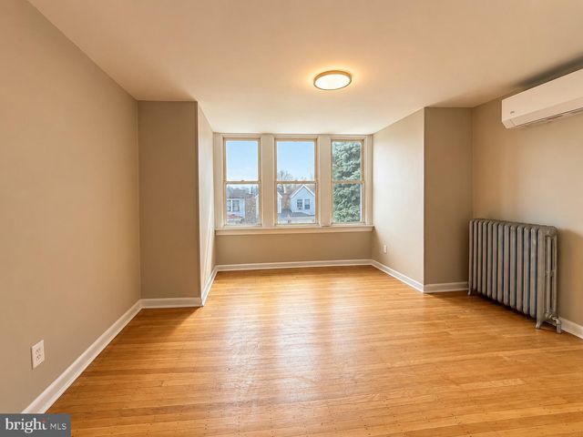 523 GENEVA AVE, Philadelphia, PA 19120