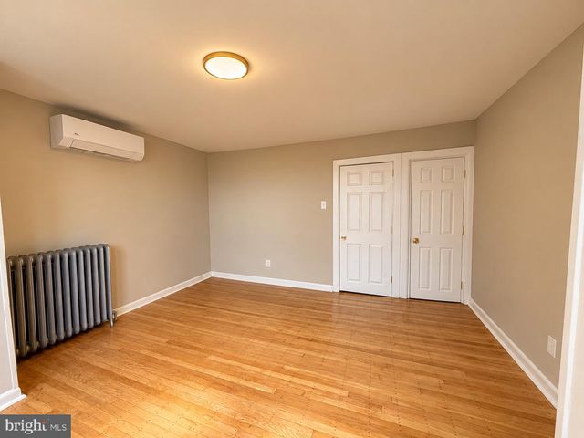 523 GENEVA AVE, Philadelphia, PA 19120