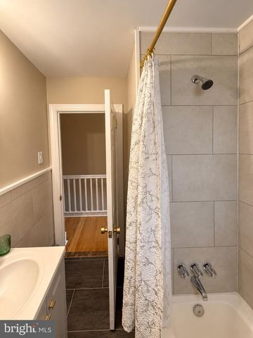 523 GENEVA AVE, Philadelphia, PA 19120