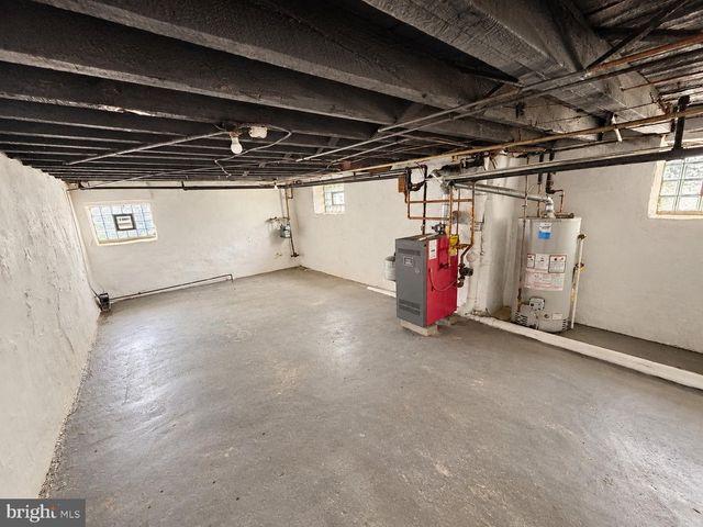 523 GENEVA AVE, Philadelphia, PA 19120