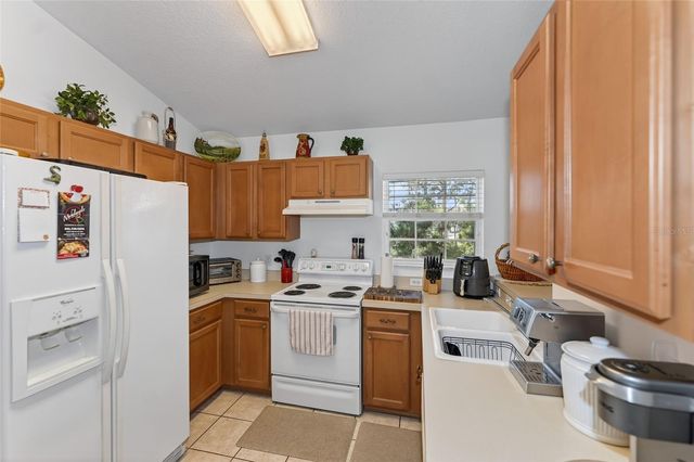 6418 ROSEFINCH COURT 201, Lakewood Ranch, FL 34202